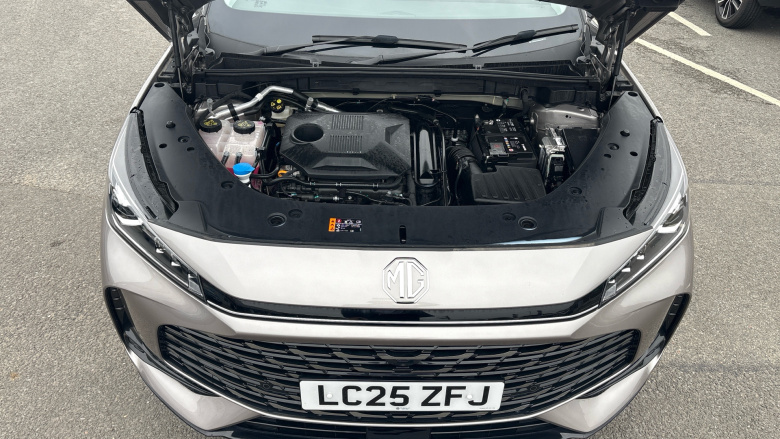 MG HS 1.5 T-GDI Trophy 5dr DCT Petrol Hatchback